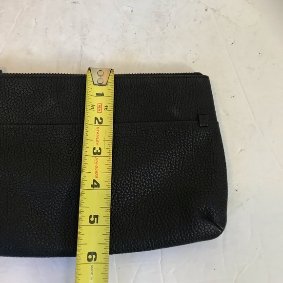 ECCO NEW Pebble Leather Wristlet Clutch Bag Zipper Pocket Black Purse Handbag - Picture 7 of 11